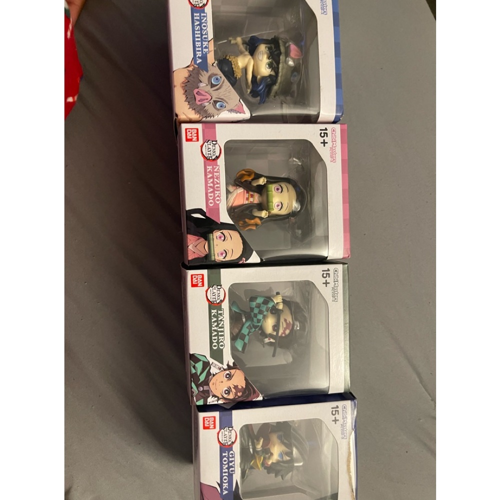 Demon slayer action figures bundle